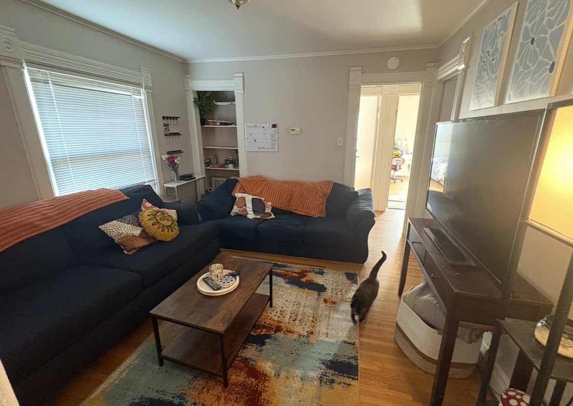 1325 Packard St., 2